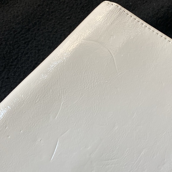 Tory Burch Gigi Ivory Patent Clutch Bag - Picture 6 of 6